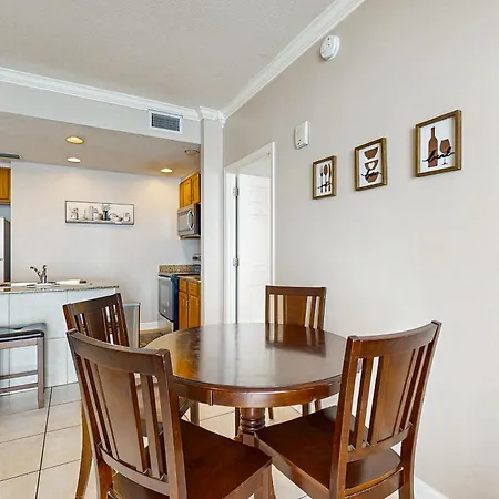 Sterling Reef 1405 Apartment